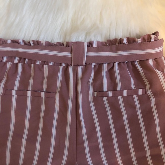 Ci Sono flowy mom shorts - Picture 2 of 3